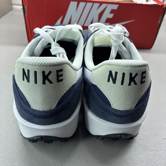 NEW Nike Waffle Navy Midnight Navy Running Sneakers FJ4195-400 Mens M 10 W 11.5 main image 6